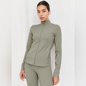 The Group by Babaton En Route Athletic Jacket in Basalt Grey NWT